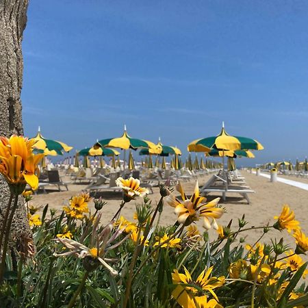 Rimini Bay Suites&Residence Εξωτερικό φωτογραφία