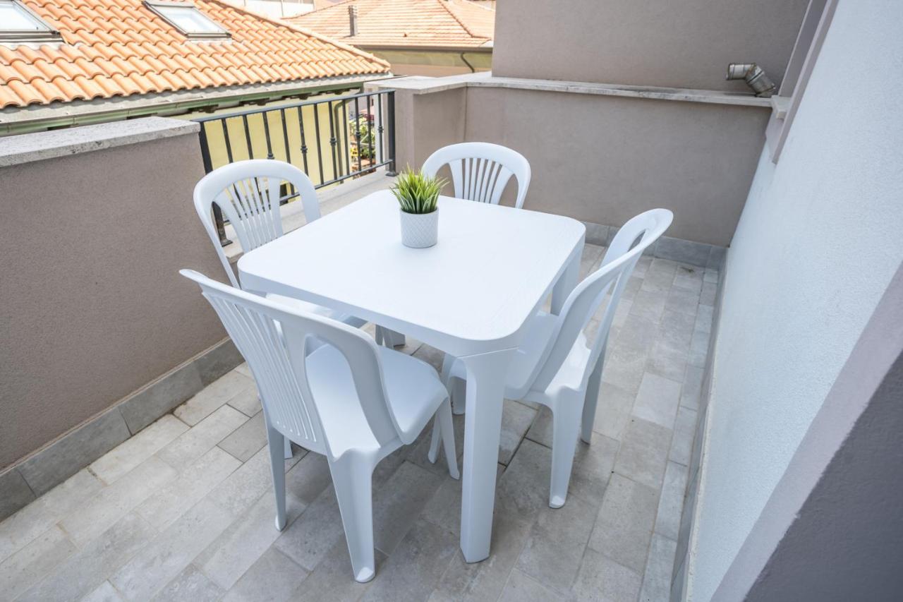 Rimini Bay Suites&Residence Εξωτερικό φωτογραφία